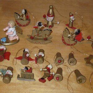 23 Vintage Gold Erzgebirge Volkskunst Wood Christmas Tree Ornament Lot Germany